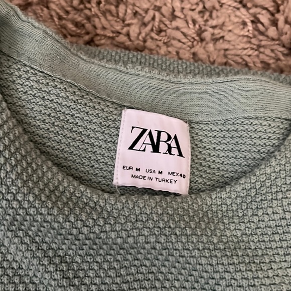ZARA light green textured top - Picture 2 of 5